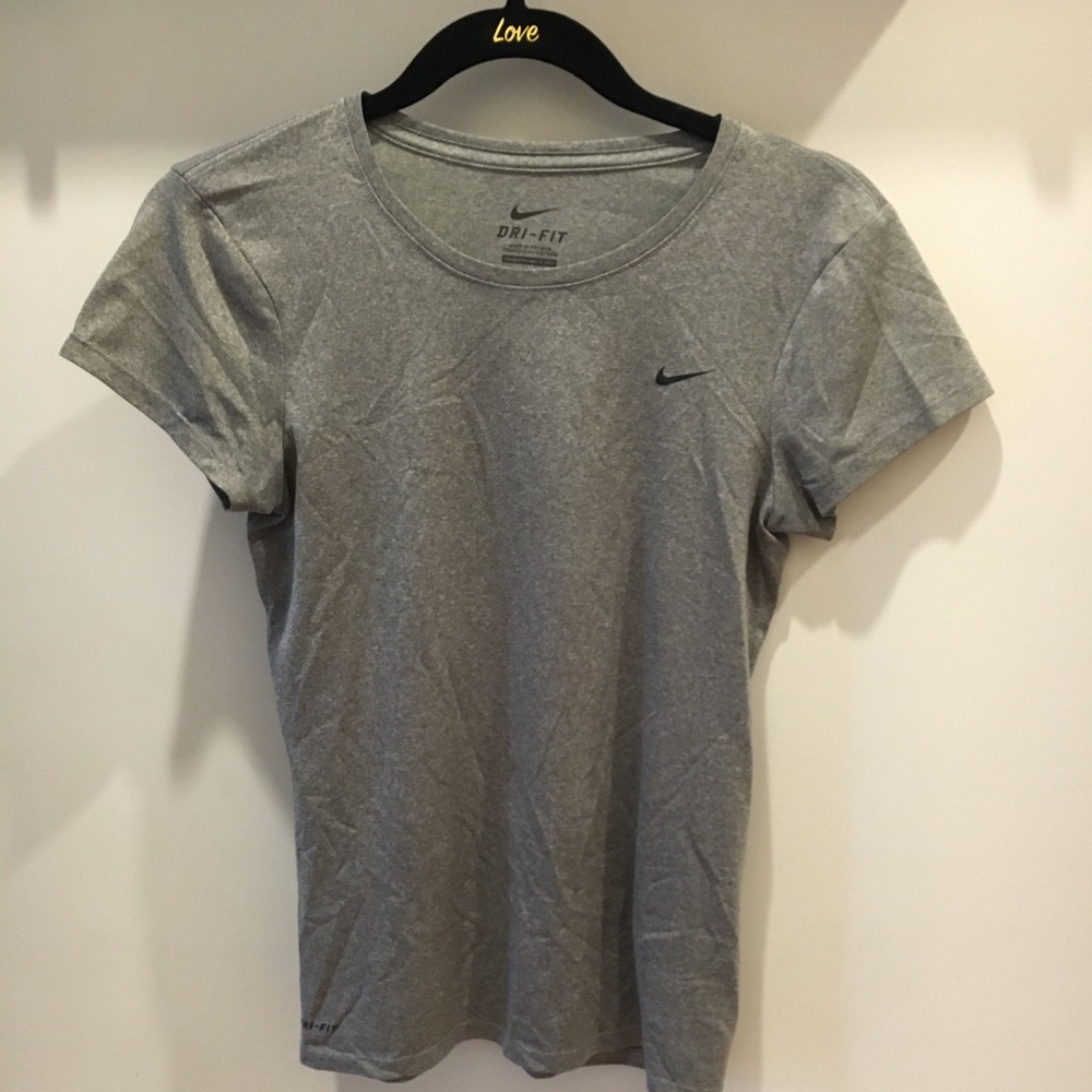 Nike T shirt Size S
